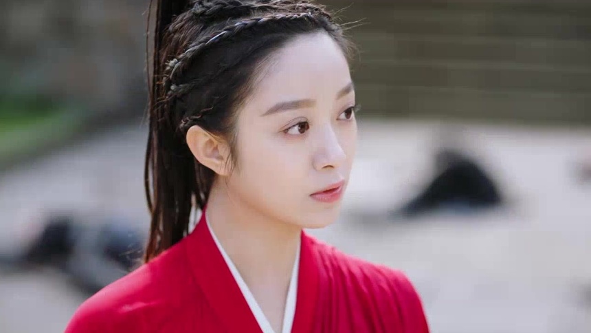 曲徵陪百万重回九重幽宫